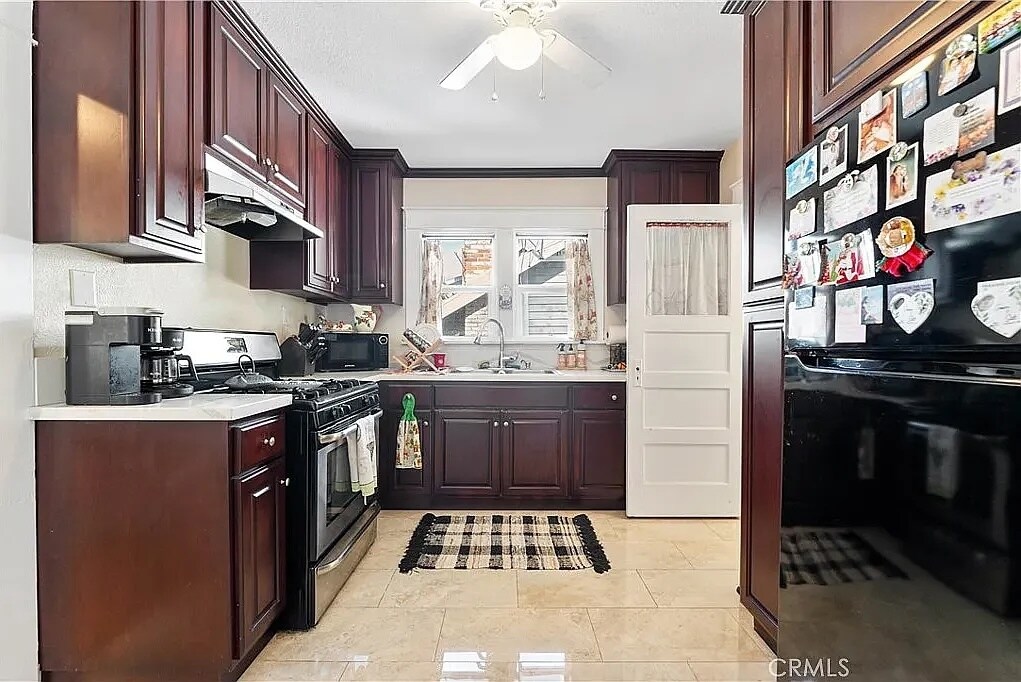 Kitchen - 6546 Painter Ave