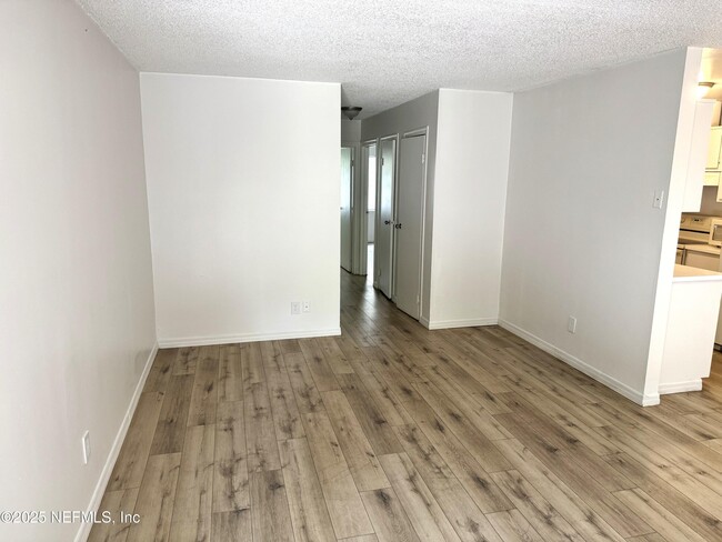 Building Photo - 7190 Conant Ave