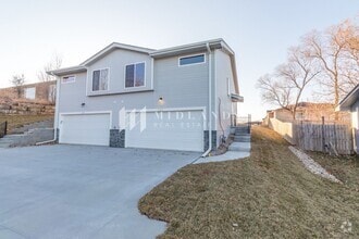 Building Photo - New Construction Duplex in Elkhorn!