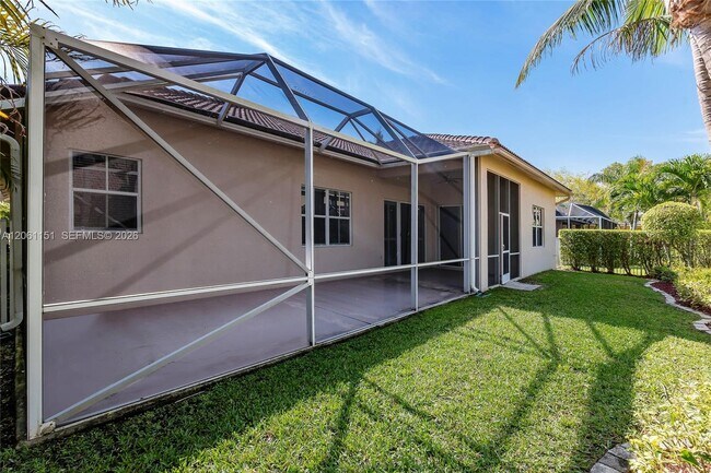 Building Photo - 1225 Skylark Dr