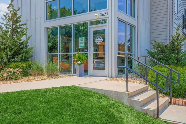 Building Photo - 2621 S Jefferson Ave