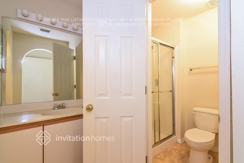 Building Photo - 6304 Calamari Pl