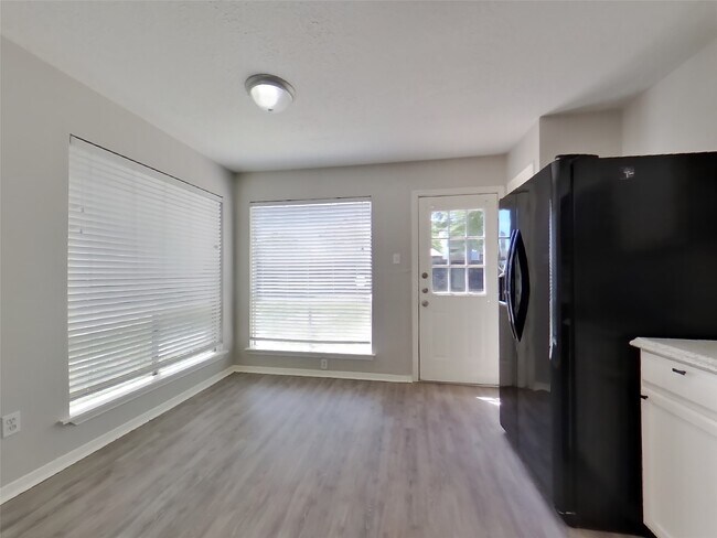 Building Photo - 19631 Coppervine Ln