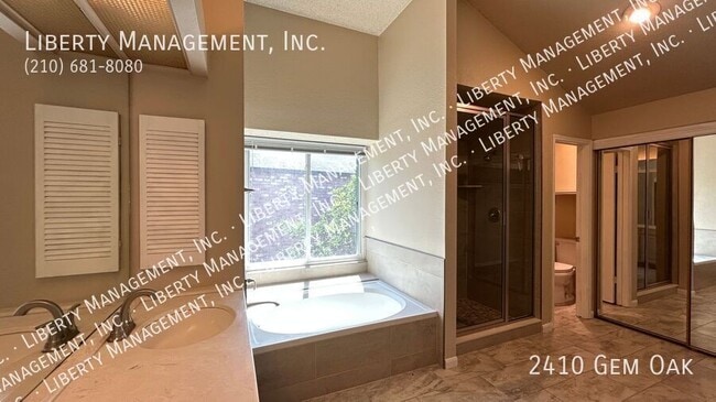 Building Photo - 2410 Gem Oak