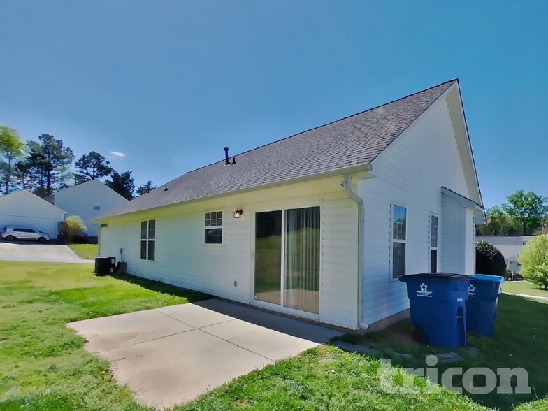 Building Photo - 1207 Piney Church Rd