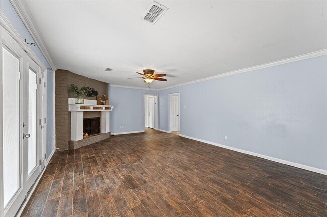 Building Photo - 427 Whitecap Dr