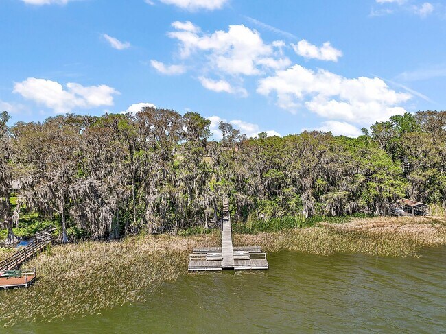 Building Photo - Gorgeous 3-Bedroom, 2-Bath in Bright Water...
