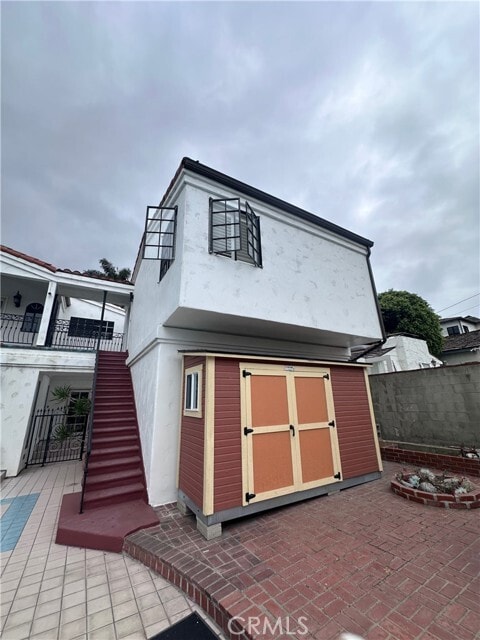 Building Photo - 721 Avenue D