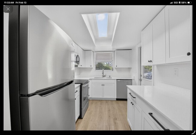 Building Photo - 5844 Western Way