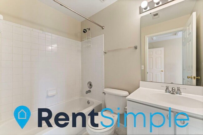 Building Photo - 3631 Madison Ln