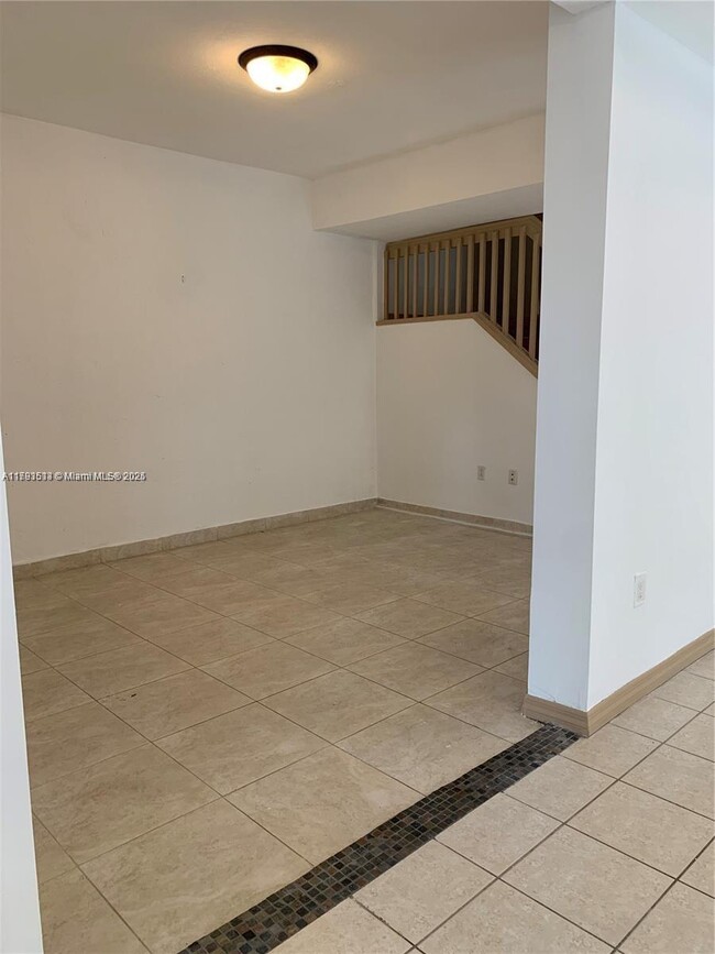Building Photo - 3173 SW 153rd Pl