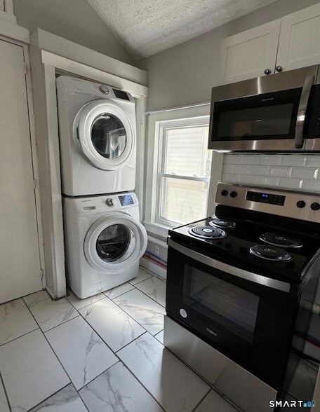 Building Photo - 16 Vine St