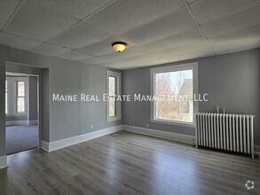 Building Photo - 24 Vine St