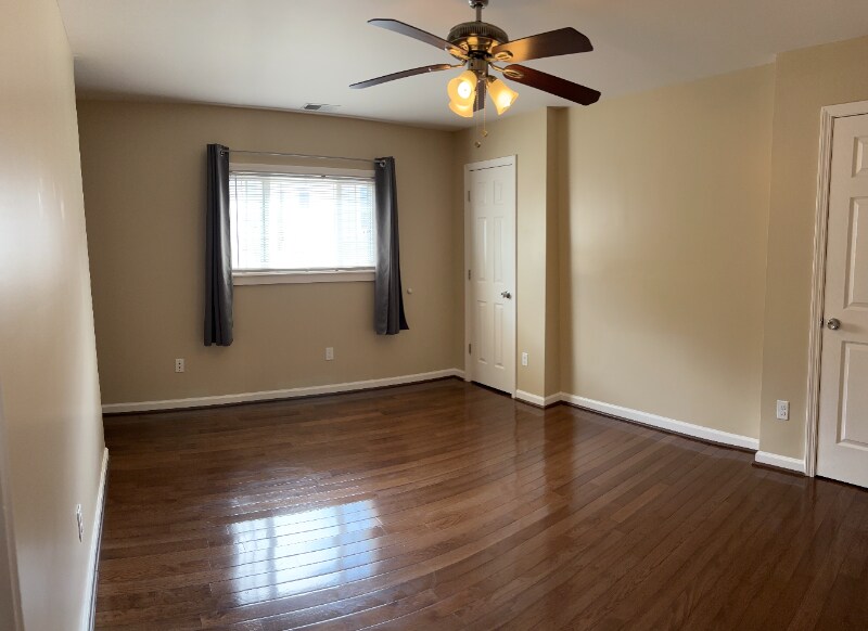 Building Photo - 158 Dryden Way