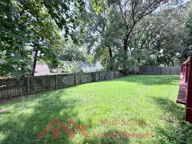Building Photo - 4457 Walden Glen Cv