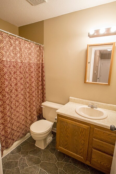 Building Photo - 4303 Brookview Terrace