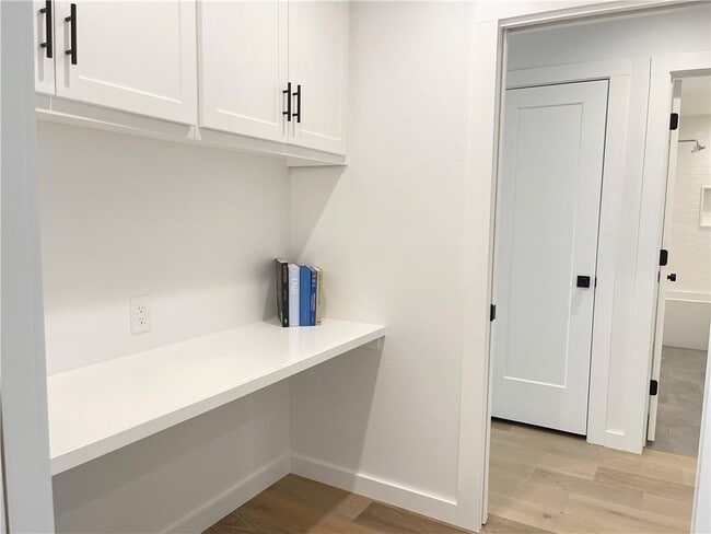 Building Photo - Charming 3-Bed Oasis in Central OKC