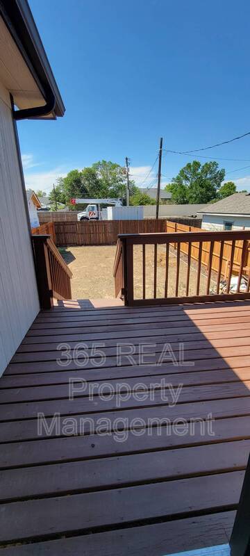 Building Photo - 3311-3311 11th Ave