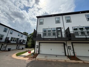 Building Photo - Brand New 3-Story home in the heart of Nor...