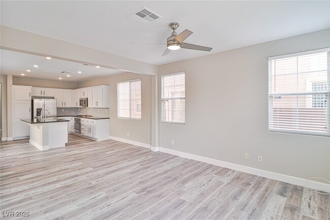 Building Photo - 2387 Brunswick Bay St