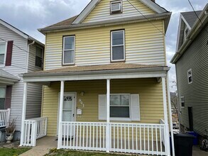 Building Photo - 843