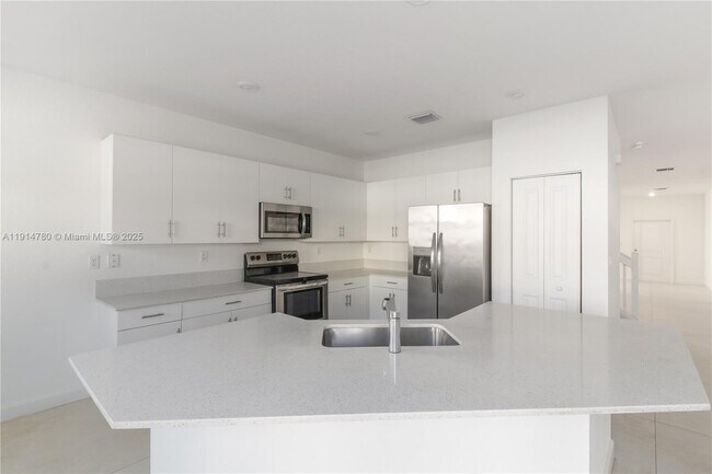 Building Photo - 22664 SW 130th Ave