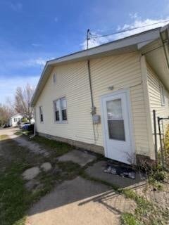 Building Photo - 1305 E Lawrence St