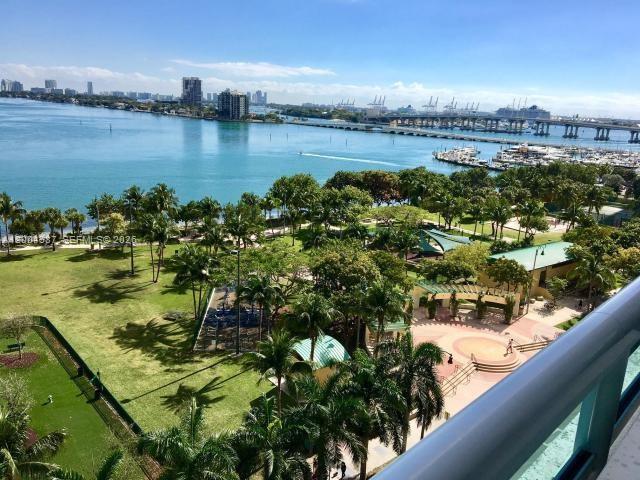 Building Photo - 1800 N Bayshore Dr