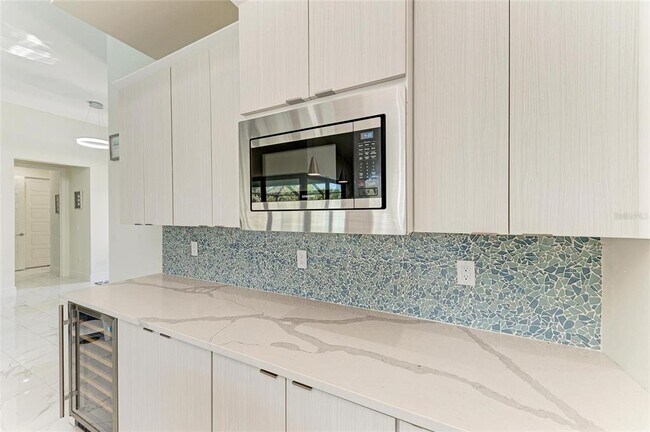 Building Photo - 7161 Manasota Key Rd