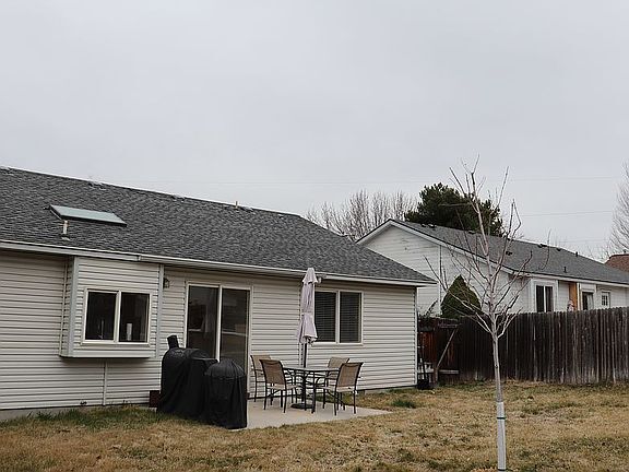 Building Photo - 3879 E Sweet Pea Ct