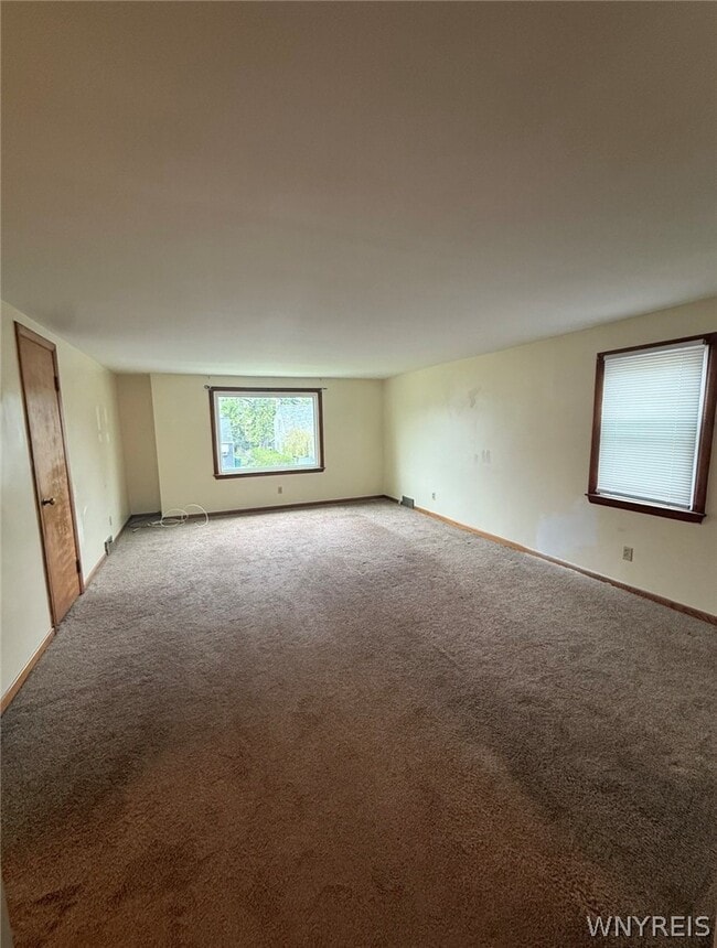 Building Photo - 207 Spaulding St