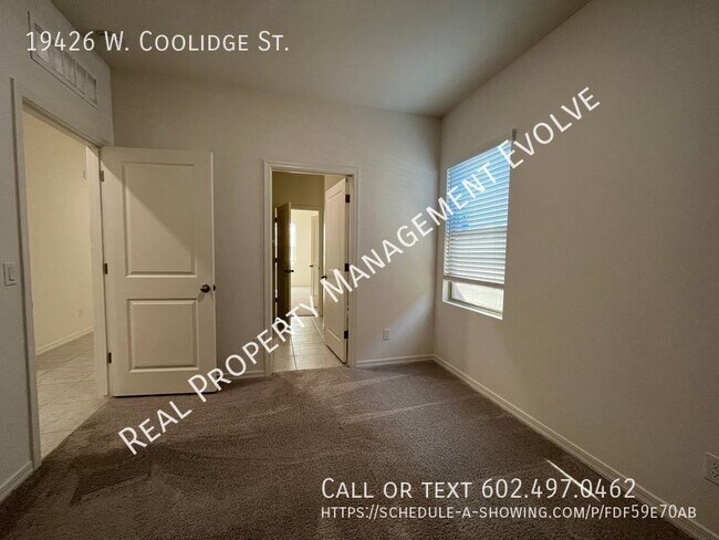 Building Photo - 19426 W Coolidge St