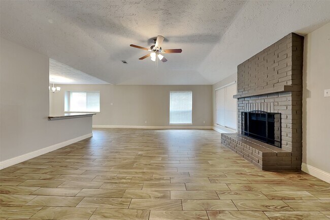 Primary Photo - 19902 Pinefield Ct