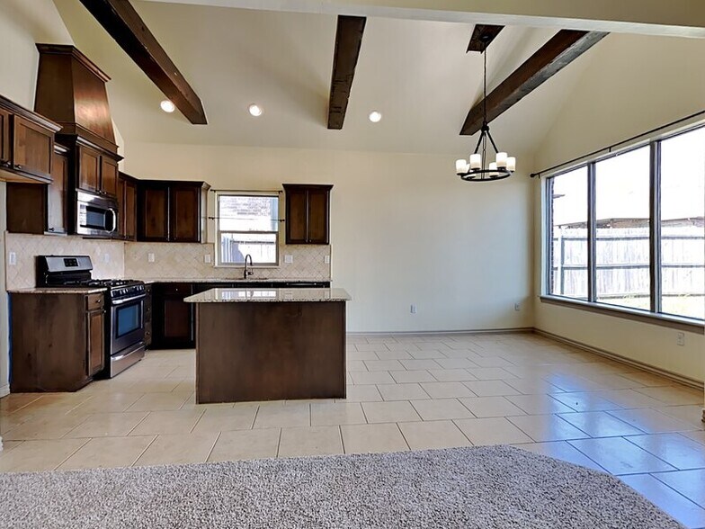 Building Photo - 20611 Frontier Pl