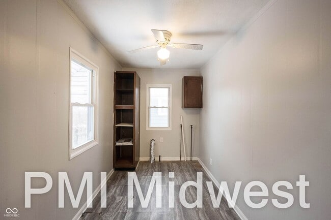 Building Photo - 2905 E 17th St