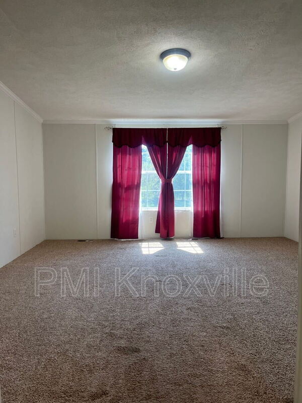 Building Photo - 8821 Trout Rd