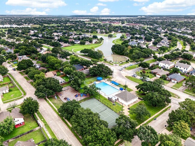 Building Photo - 22106 Westland Creek Dr