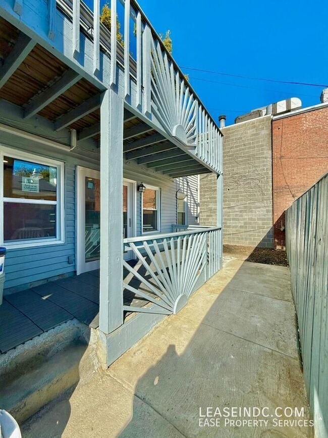 Building Photo - 513 N Street NW-