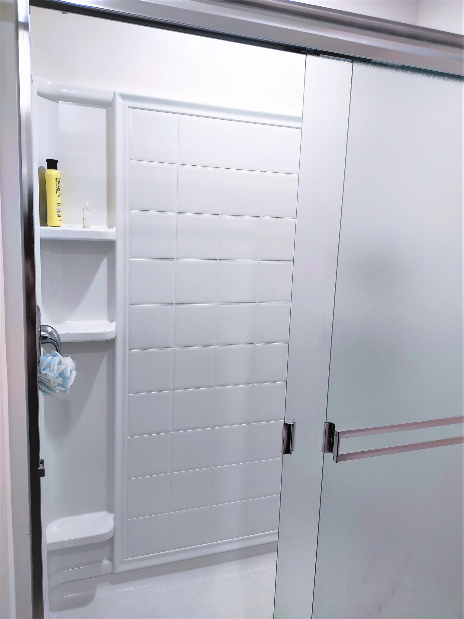 Master bathroom - 1925 Turtle Creek Ct