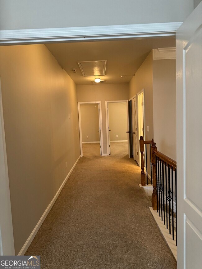 Building Photo - 5868 Norfolk ChaseRoad