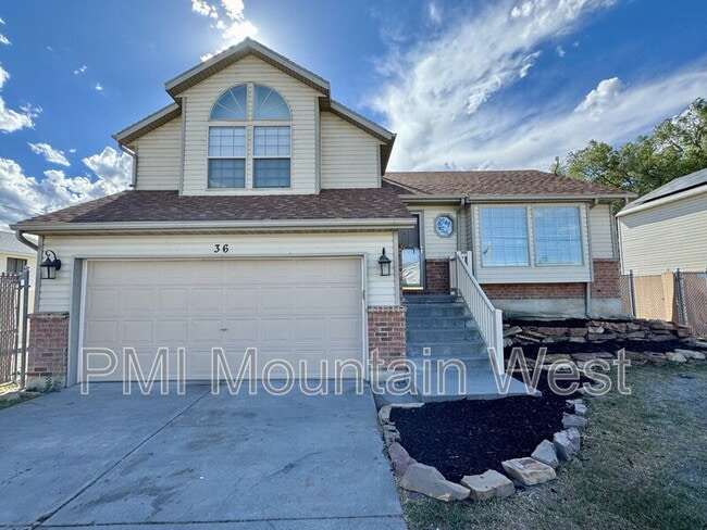 Primary Photo - 36 Orchard Ln