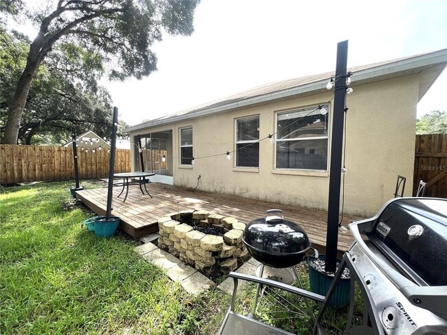 Building Photo - 4615 Dunnie Dr