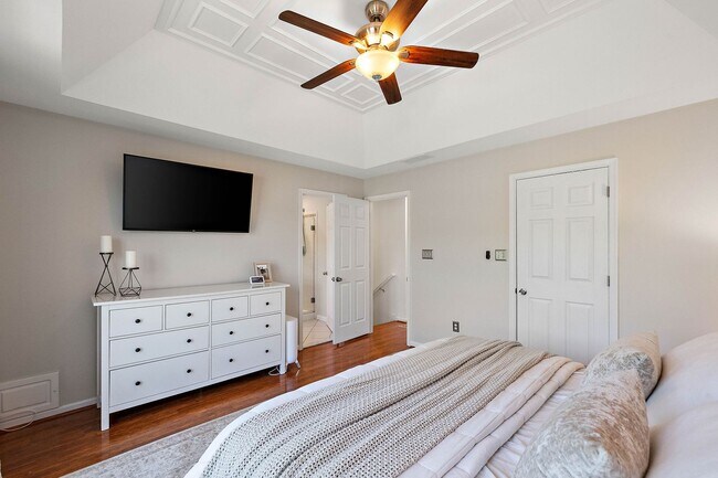 Building Photo - Beautiful Townhome in Ballymeade