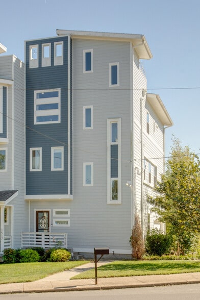 Building Photo - 1515 Porter Rd