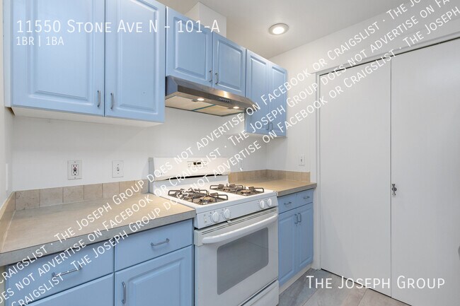 Building Photo - 11550 Stone Ave N