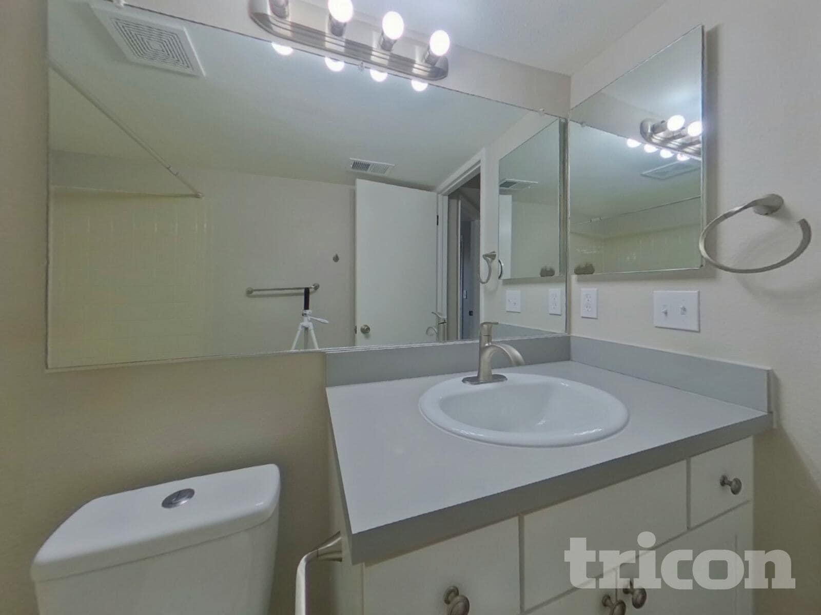 Building Photo - 18965 E 47th Ave