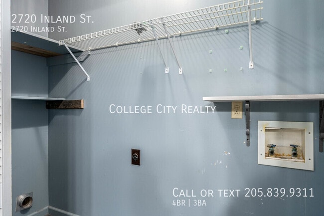 Building Photo - 2720 Inland St