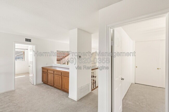 Building Photo - 28355 La Caleta