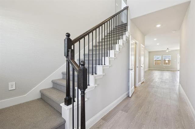 Building Photo - 1210 Booker Dr