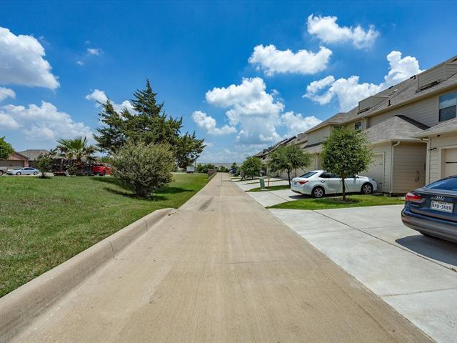 Building Photo - 420 Milverton Dr